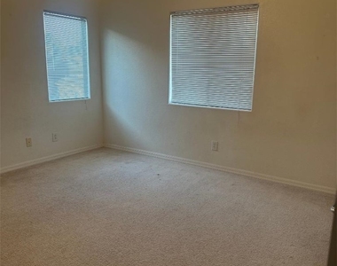515 Newberry Springs Drive - Photo Thumbnail 5