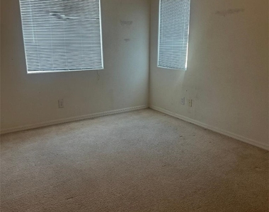 515 Newberry Springs Drive - Photo Thumbnail 6