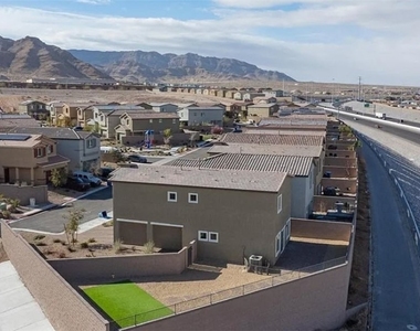 5224 Sunstone Mesa Drive - Photo Thumbnail 32