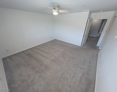 5224 Sunstone Mesa Drive - Photo Thumbnail 13
