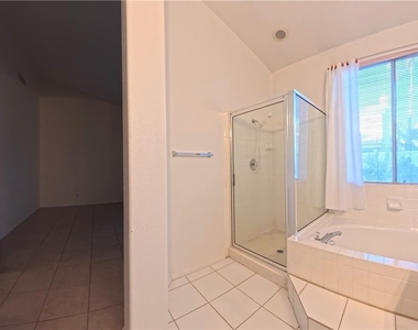 4844 Jadero Drive - Photo Thumbnail 17