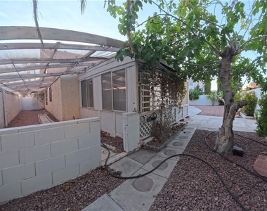 4844 Jadero Drive - Photo Thumbnail 32