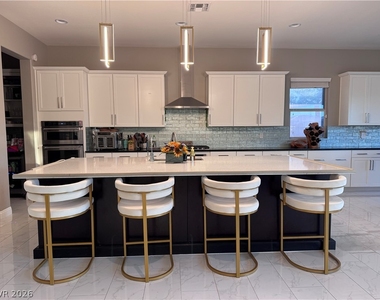 12634 Triangle Reef Court - Photo Thumbnail 4