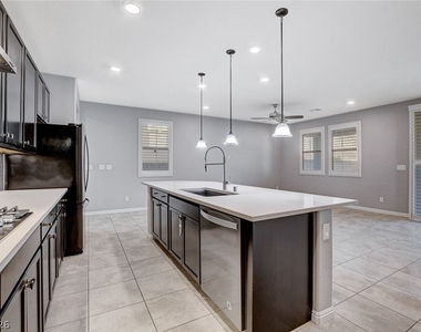12312 Keyport Lane - Photo Thumbnail 11