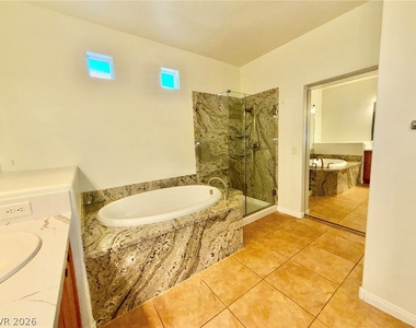 1405 European Drive - Photo Thumbnail 23