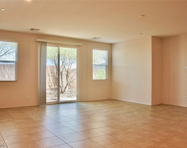 2124 Del Aqua Avenue - Photo Thumbnail 6