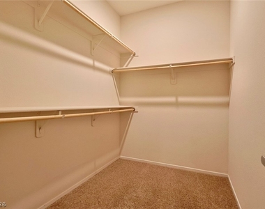 2124 Del Aqua Avenue - Photo Thumbnail 15