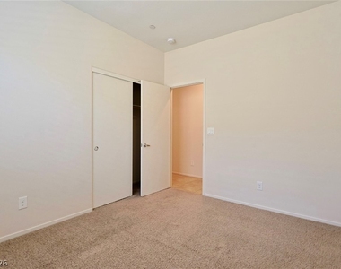 2124 Del Aqua Avenue - Photo Thumbnail 20