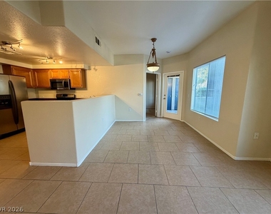 10245 S Maryland Pw Parkway - Photo Thumbnail 2