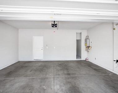 7416 Amesbury Street - Photo Thumbnail 31