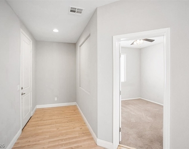 7416 Amesbury Street - Photo Thumbnail 5