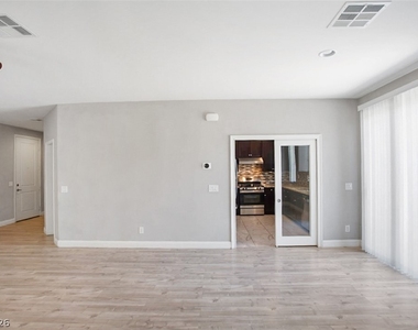7416 Amesbury Street - Photo Thumbnail 4