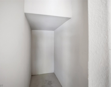 7416 Amesbury Street - Photo Thumbnail 30