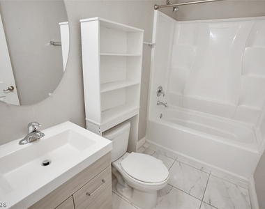 7416 Amesbury Street - Photo Thumbnail 20