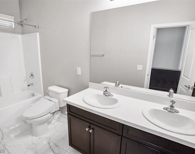 7416 Amesbury Street - Photo Thumbnail 25