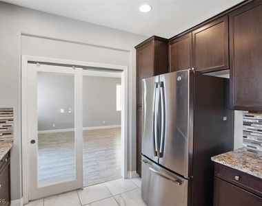 7416 Amesbury Street - Photo Thumbnail 10