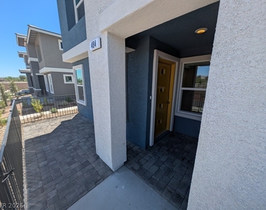 484 Golden Myna Avenue - Photo Thumbnail 2