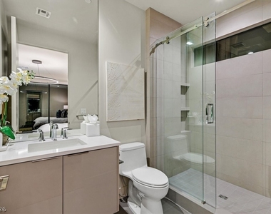 807 Magnum Cliff Court - Photo Thumbnail 36