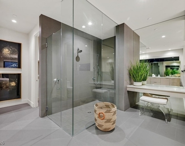807 Magnum Cliff Court - Photo Thumbnail 29
