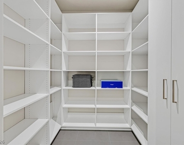 807 Magnum Cliff Court - Photo Thumbnail 58