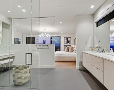807 Magnum Cliff Court - Photo Thumbnail 30