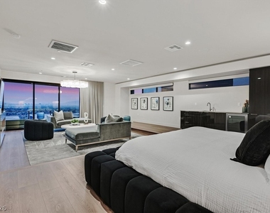 807 Magnum Cliff Court - Photo Thumbnail 44