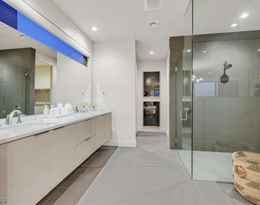 807 Magnum Cliff Court - Photo Thumbnail 28