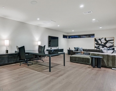 807 Magnum Cliff Court - Photo Thumbnail 53