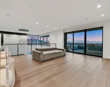 807 Magnum Cliff Court - Photo Thumbnail 42