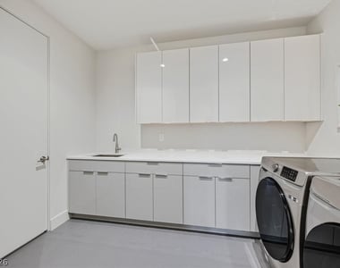 807 Magnum Cliff Court - Photo Thumbnail 57