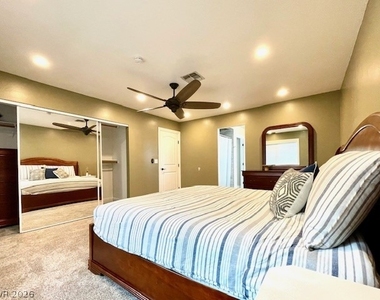2246 Windsor Drive - Photo Thumbnail 22