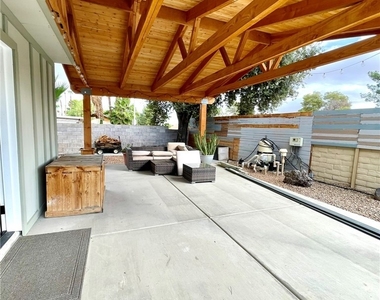 2246 Windsor Drive - Photo Thumbnail 41