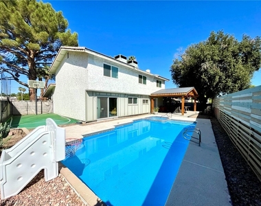 2246 Windsor Drive - Photo Thumbnail 44