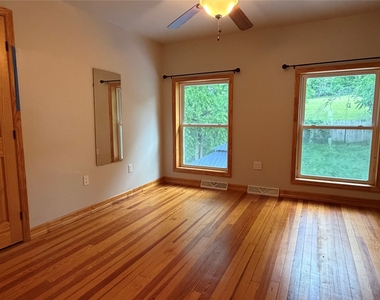 123 Robble Ave - Photo Thumbnail 22