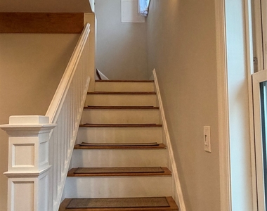 123 Robble Ave - Photo Thumbnail 8