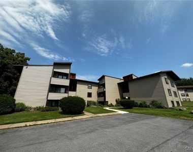 505 Village Boulevard N - Photo Thumbnail 2