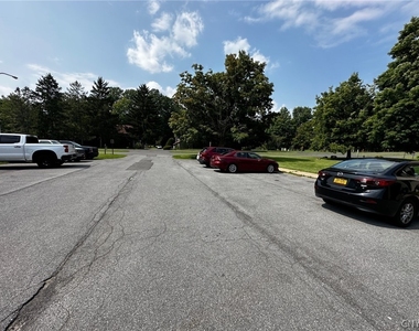 505 Village Boulevard N - Photo Thumbnail 4