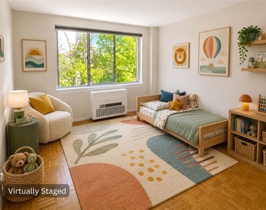 1000 East Avenue - Photo Thumbnail 14