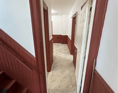 298 Winslow Avenue - Photo Thumbnail 12