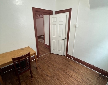 298 Winslow Avenue - Photo Thumbnail 6
