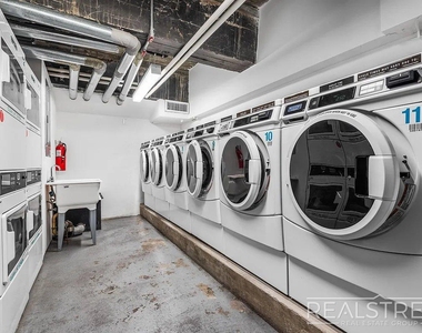 594 Bushwick Avenue - Photo Thumbnail 12