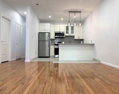 7508 62nd Street - Photo Thumbnail 1