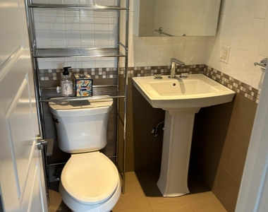 1329 East 17th Street - Photo Thumbnail 5