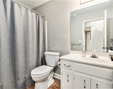 1118 Capital Club Circle - Photo Thumbnail 22
