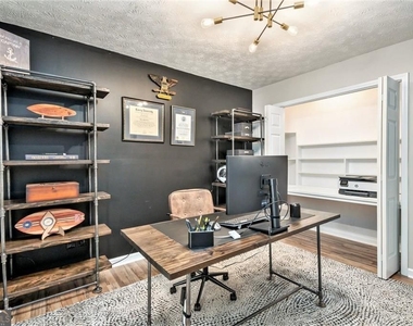 1118 Capital Club Circle - Photo Thumbnail 15