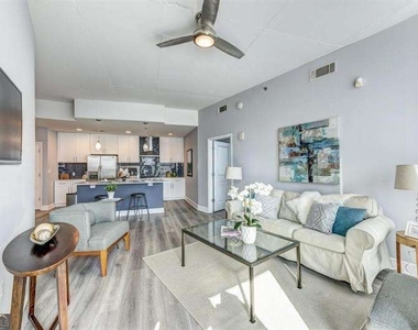 950 W Peachtree Street Nw - Photo Thumbnail 7