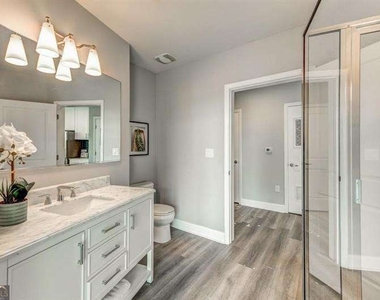 950 W Peachtree Street Nw - Photo Thumbnail 16