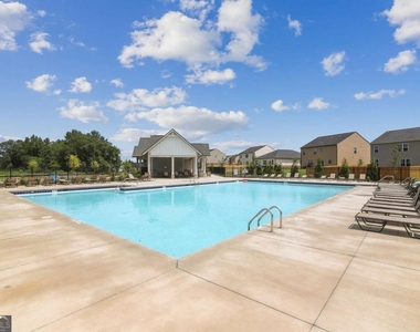 1729 Tolstoy Lane - Photo Thumbnail 24