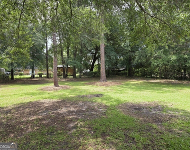 205 Whitehall Avenue - Photo Thumbnail 22