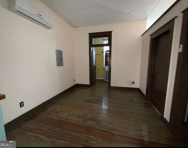 359 Railroad Street - Photo Thumbnail 3